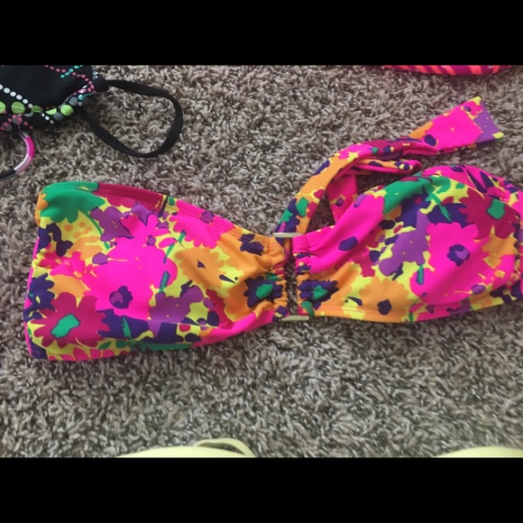 Bikini tops just in time for summer!!! - Picture 5 of 5
